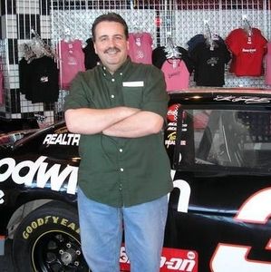 Meet your Posher, Philip